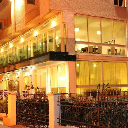 Ξενοδοχείο Dell'amarissimo Μπελάρια-Ιτζέα Μαρίνα