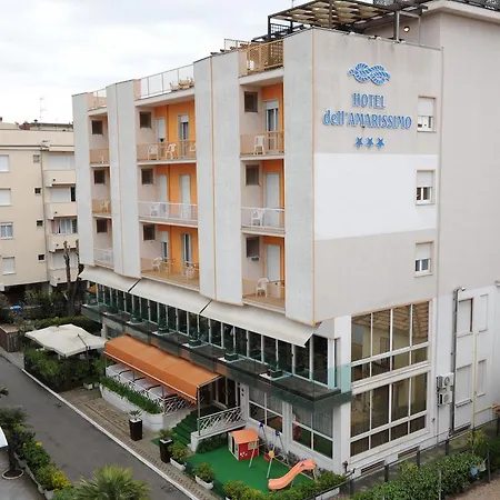 Dell'amarissimo Hotel