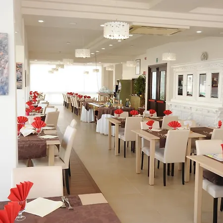 Dell'amarissimo Hotel 3*