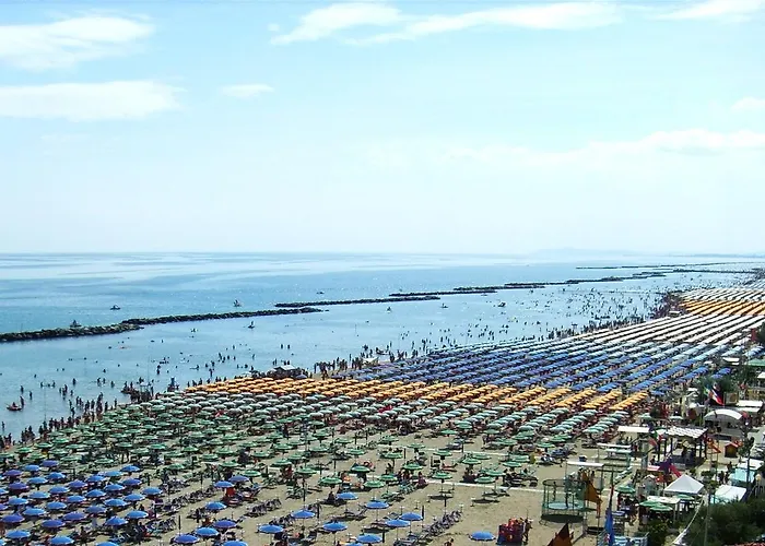 Dell'amarissimo Hotel